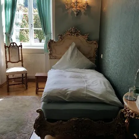 Schloss Sennfeld - & Restaurant & Veranstaltungsort Hotel 3*