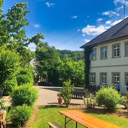 Отель Schloss Sennfeld - & Veranstaltungsort -