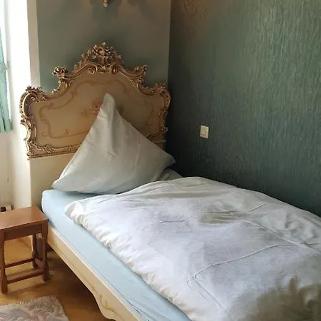 Schloss Sennfeld - & Restaurant & Veranstaltungsort 호텔