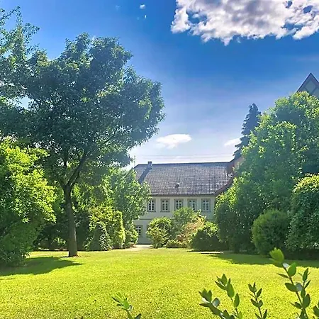 Schloss Sennfeld - & Restaurant & Veranstaltungsort Hotel Adelsheim