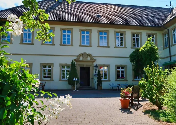 Schloss Sennfeld - & Restaurant & Veranstaltungsort Hotel 3*
