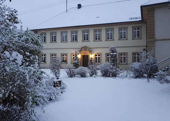 Schloss Sennfeld - & Restaurant & Veranstaltungsort Hotel