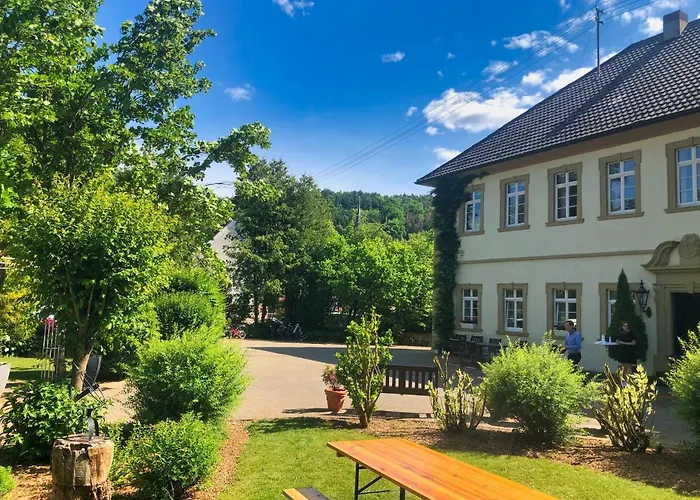 Hotel Schloss Sennfeld - & Restaurant & Veranstaltungsort