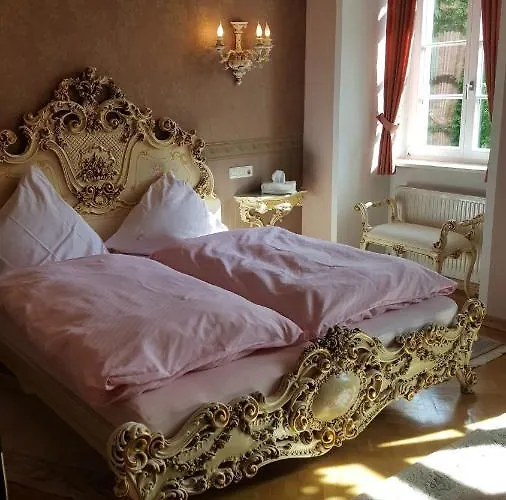 Schloss Sennfeld - & Restaurant & Veranstaltungsort Hotel